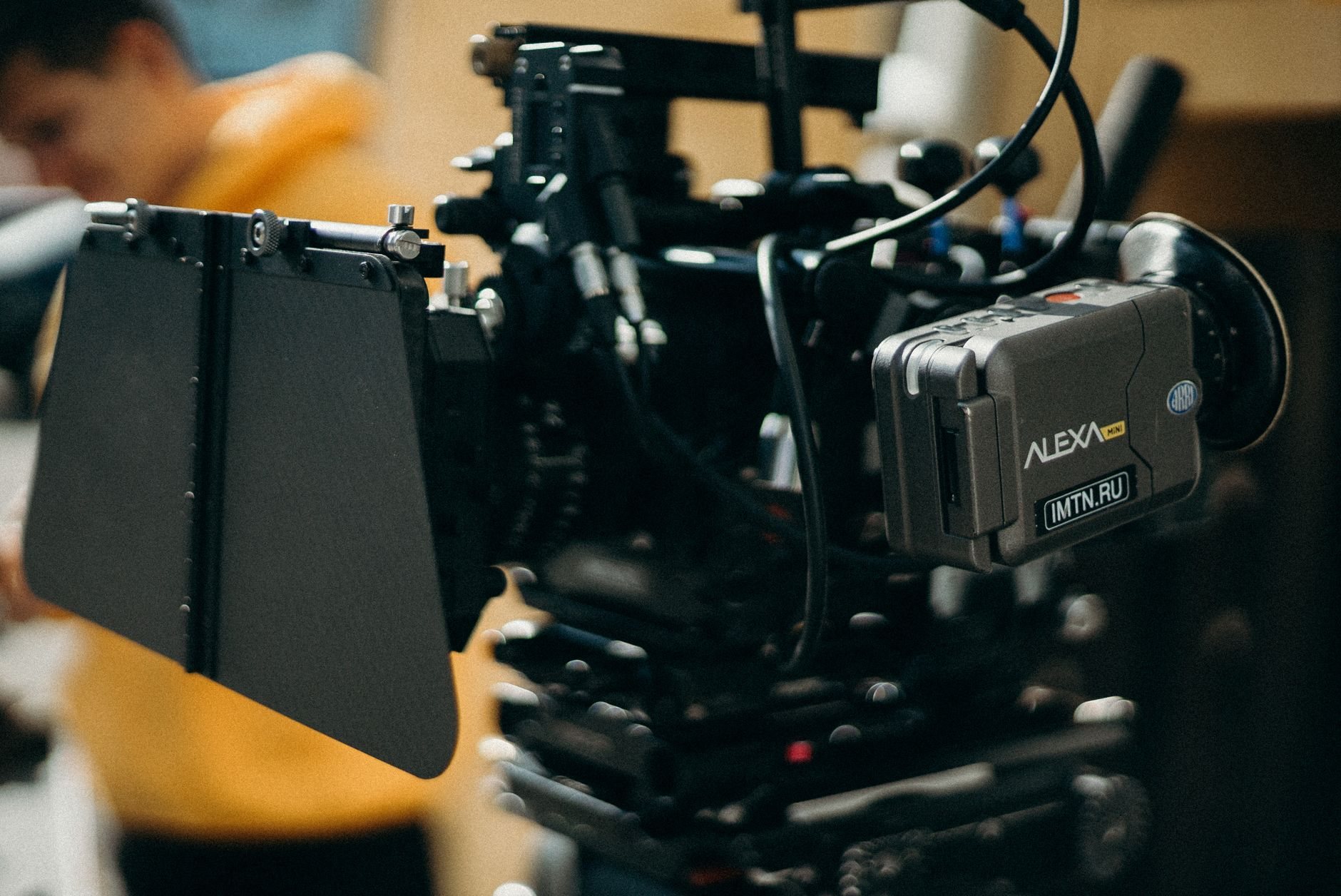 Smart Home am Filmset: Vernetzte Haustechnik in der Produktion